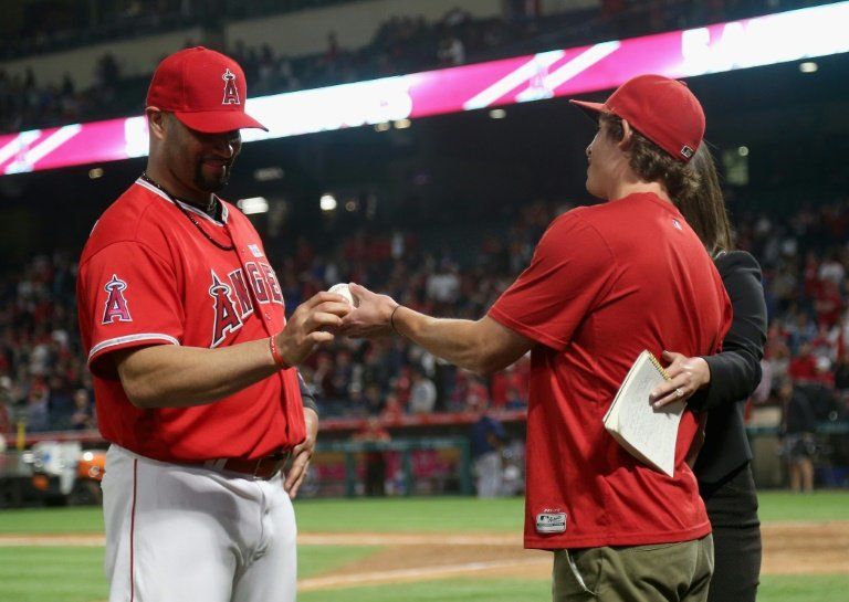Vólquez y Pujols se adentran más en la historia de Grandes Ligas