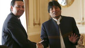 Bolivia: Morales habla de altura con una misión de la FIFA