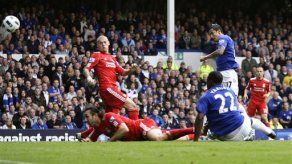 Nueva era de Liverpool arranca con derrota ante Everton