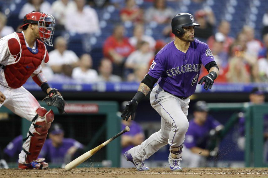 Rockies rompen racha perdedora al vencer 7-2 a los Filis