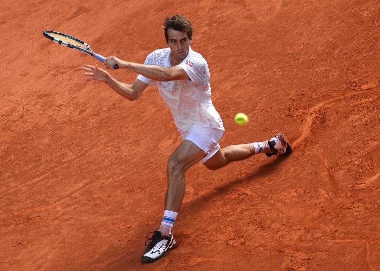 Ferrer, primer clasificado para octavos en Madrid; Almagro y Mónaco ganan