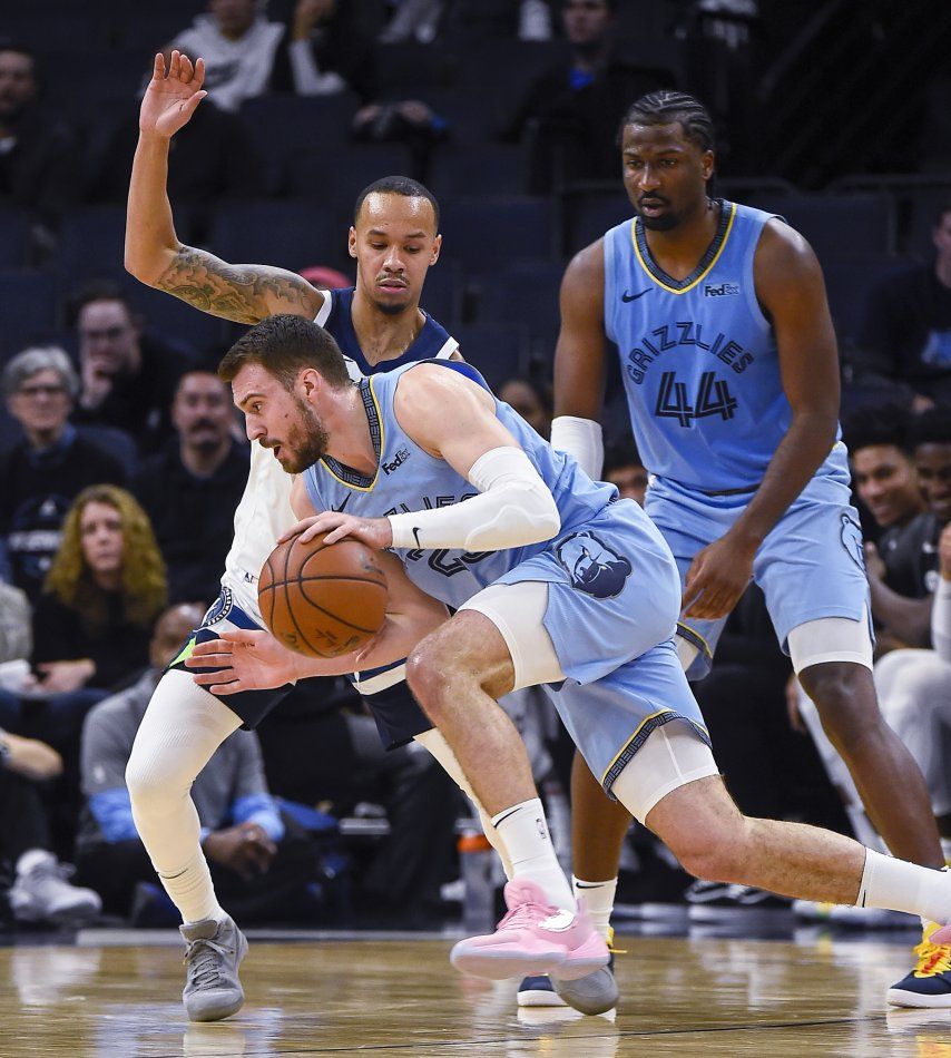 Unos mermados Grizzlies derrotan a Timberwolves 115-107