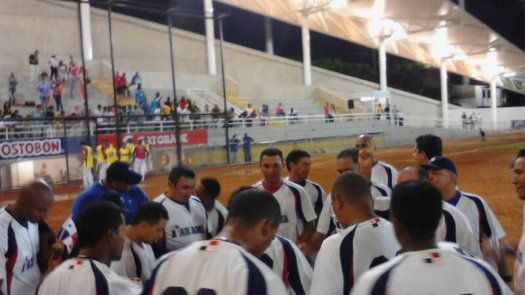 Softbol panameño se clasifica a los Juegos Centroamericanos y del Caribe