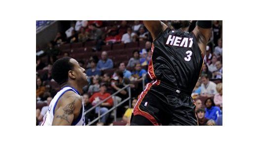 NBA: Heat 107, 76ers 105; Wade anota 30 puntos