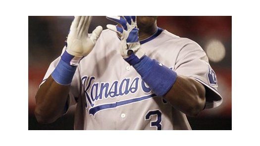 MLB: Reales 2, Angelinos 1, 10 innings; Bloomquist define triunfo