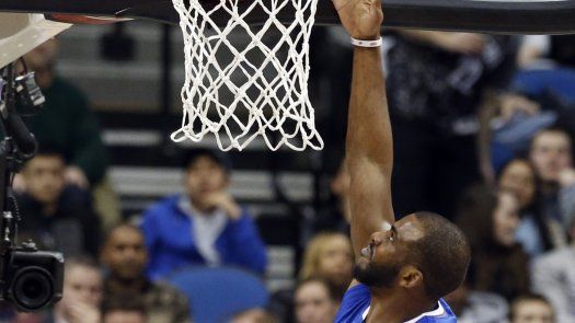 Paul aporta doble doble a victoria de Clippers