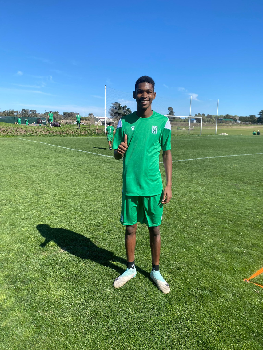 El CAI anunció el traspaso de Carlos Hernández al Racing Club de Montevideo