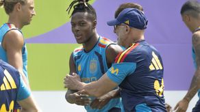 España entrena en Dallas previo al partido de semifinal ante Francia