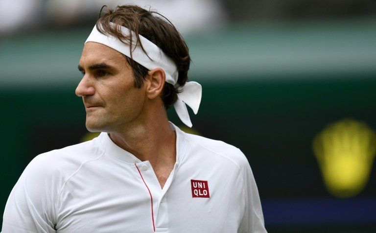 Roger Federer se pasea en Wimbledon y lleva 9 partidos sin perder un set