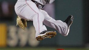 Janish sustituye a Cabrera en juego tres de Rojos contra Gigantes