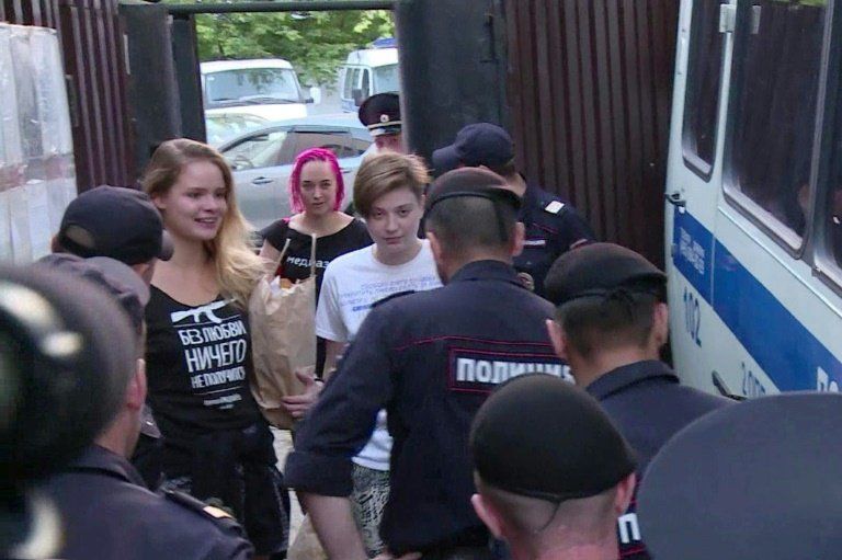 Liberados en Rusia cuatro activistas de Pussy Riot