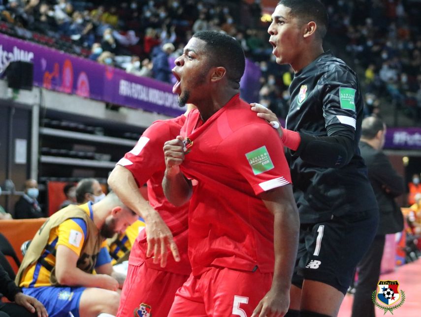 Gol Historico. Alfonso Maquensi le anota un golazo a Brasil