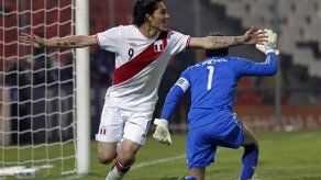 América: Perú doblega 1-0 a México con gol de Guerrero