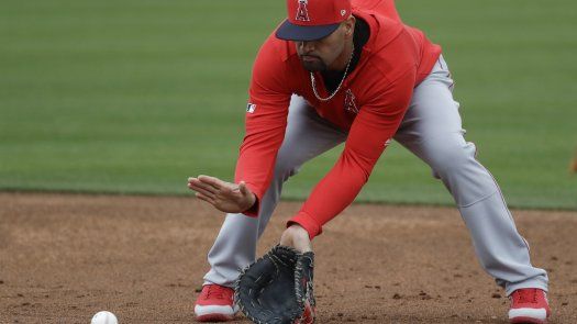 Pujols quiere tener impacto dentro y fuera del terreno