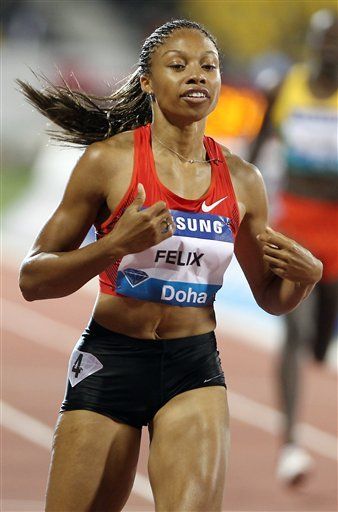 Felix gana los 400 metros en Liga Diamante en Doha