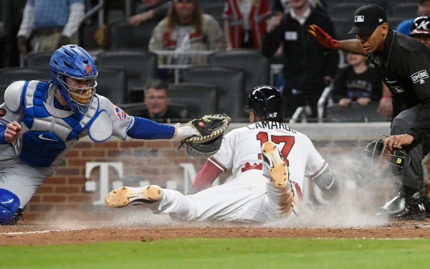Bravos con protagonismo del panameño Johan Camargo dejan tendido en el terreno a Mets