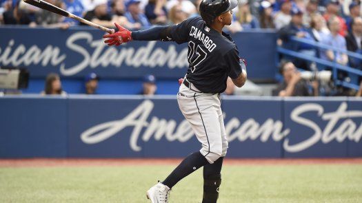 Camargo pega grand slam en paliza de Bravos sobre Azulejos