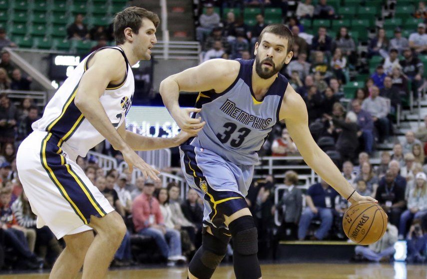 Jazz gana a Grizzlies 92-87 en tiempo extra