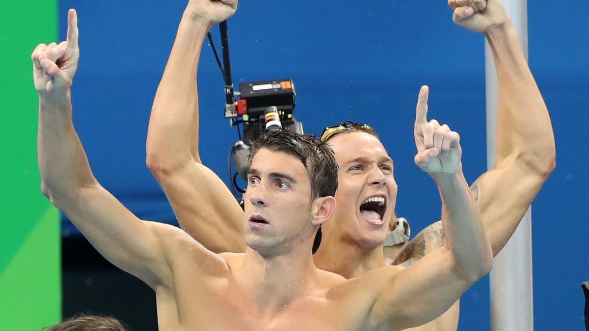 Phelps gana su 19na medalla olímpica de oro con un relevo, image size:1200x675