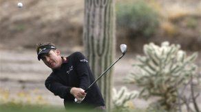 Poulter vence fácil a Garcí­a y avanza a final de Match Play