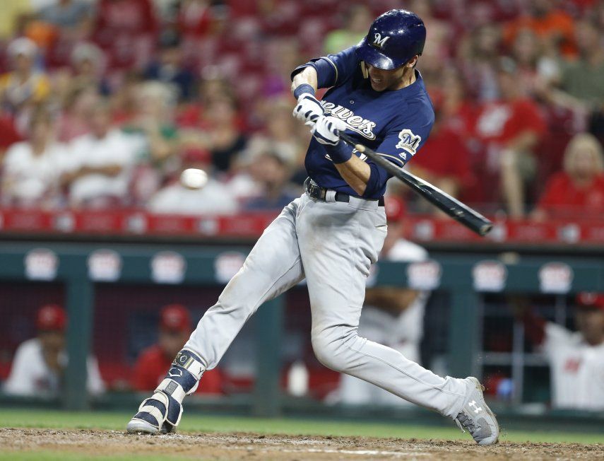 Yelich batea el ciclo; Cerveceros ganan en 10 innings