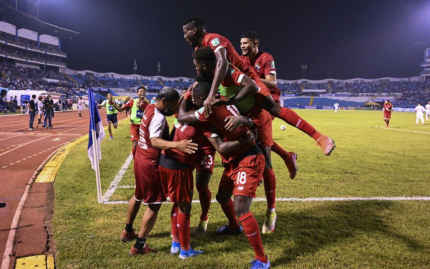 Reacción de los medios Hondureños tras remontada de Panamá