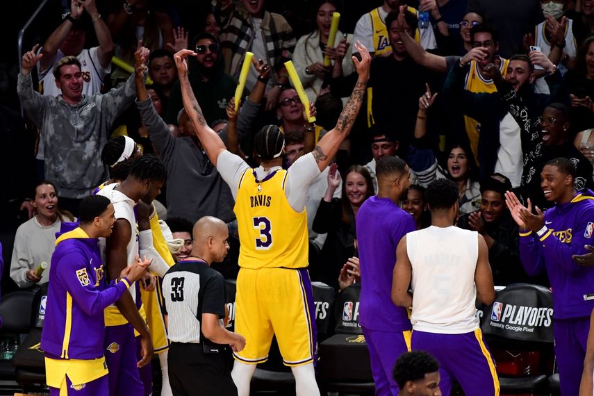 &nbsp;Los Lakers eliminan a Grizzlies y se meten en semifinales