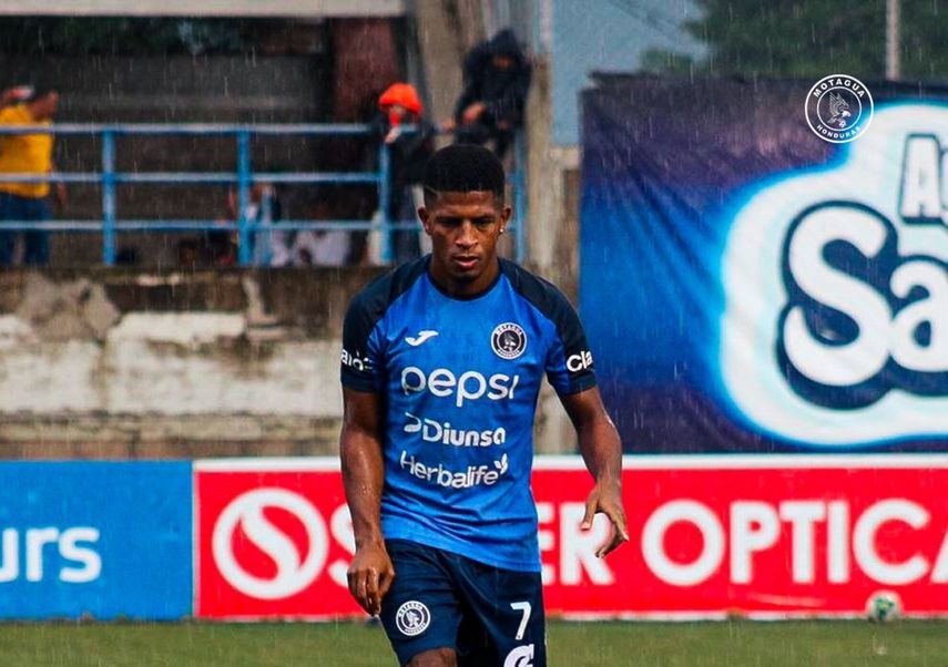 Jorge Serrano sigue encendido y anota para la victoria de Motagua