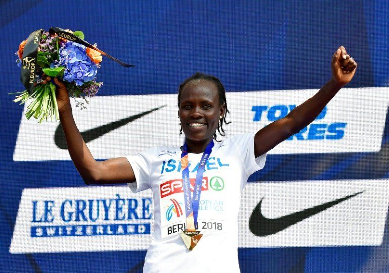 Atleta israelí que creyó acabada la carrera antes de tiempo promete aprender la lección