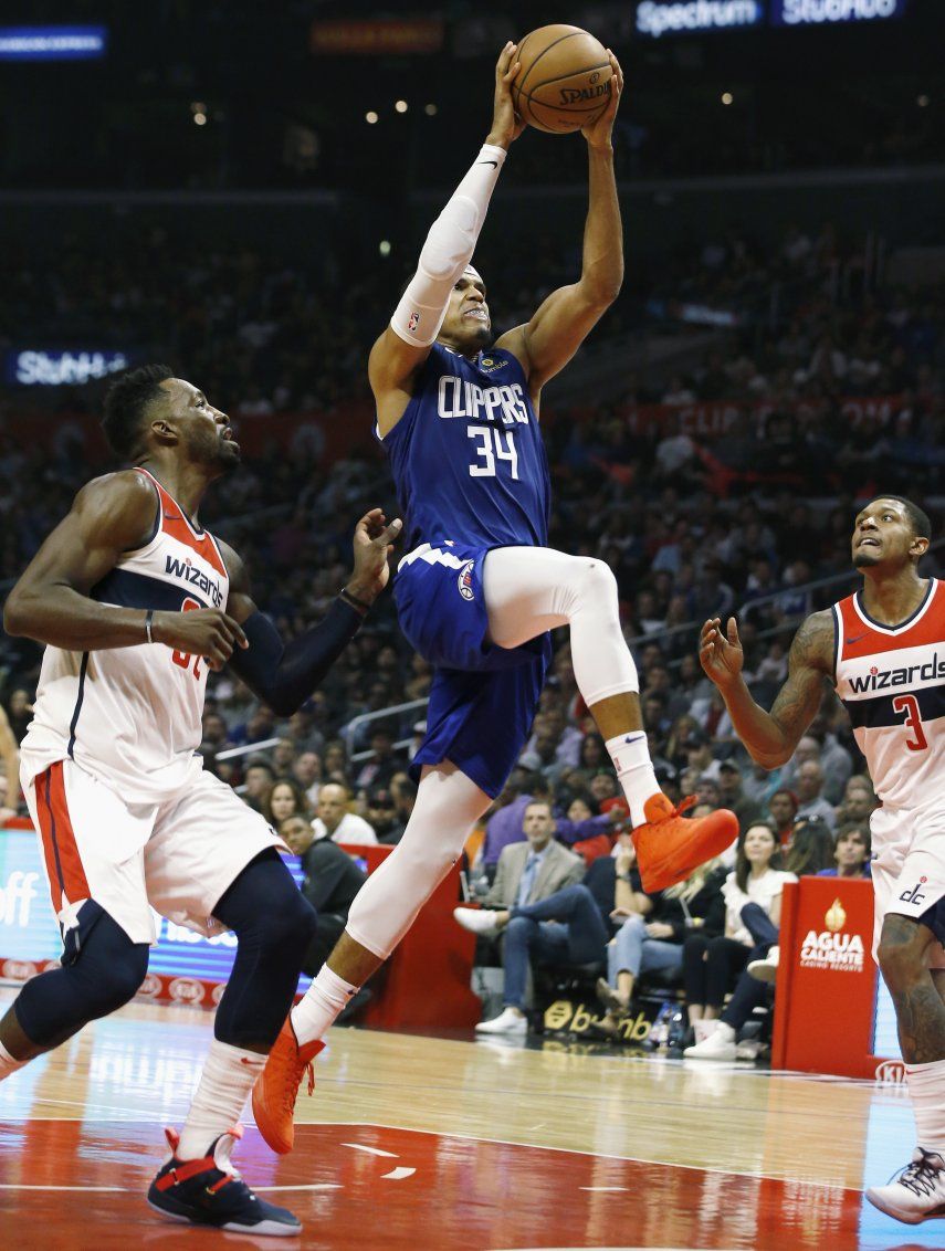 Harris y Williams lucen por Clippers en paliza a Wizards