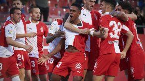 Yoel Bárcenas recibe permiso para seguir con Girona en Playoffs