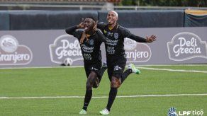 Alexis Palacio celebra el gol que le dio el primer triunfo al CAI en el Clausura 2021 LPF Tigo