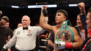 Jaime Munguía y su primera reacción luego de hacerse oficial combate con Canelo