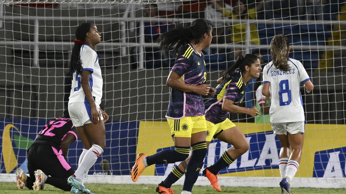 Encuentro amistoso entre la selección de Madrid y Colombia de