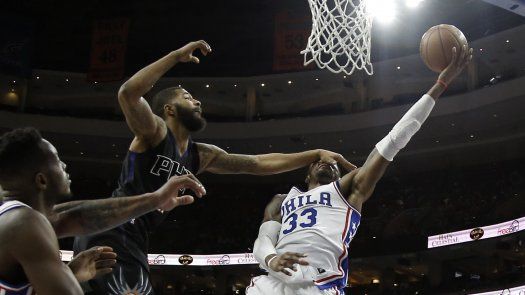 76ers siguen mejorando, vencen a Suns