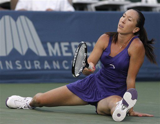 Kleybanova vence a 1ra favorita Jankovic en torneo de San Diego