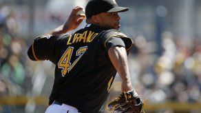 Jonrón de Walker resuelve triunfo de Piratas