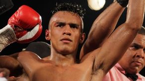 Panameño Brayan de Gracia cae ante Edward Vázquez por la corona Intercontinental