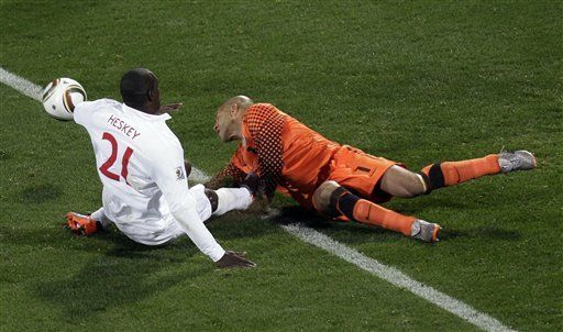 Mundial: Howard podrí­a haberse fracturado una costilla