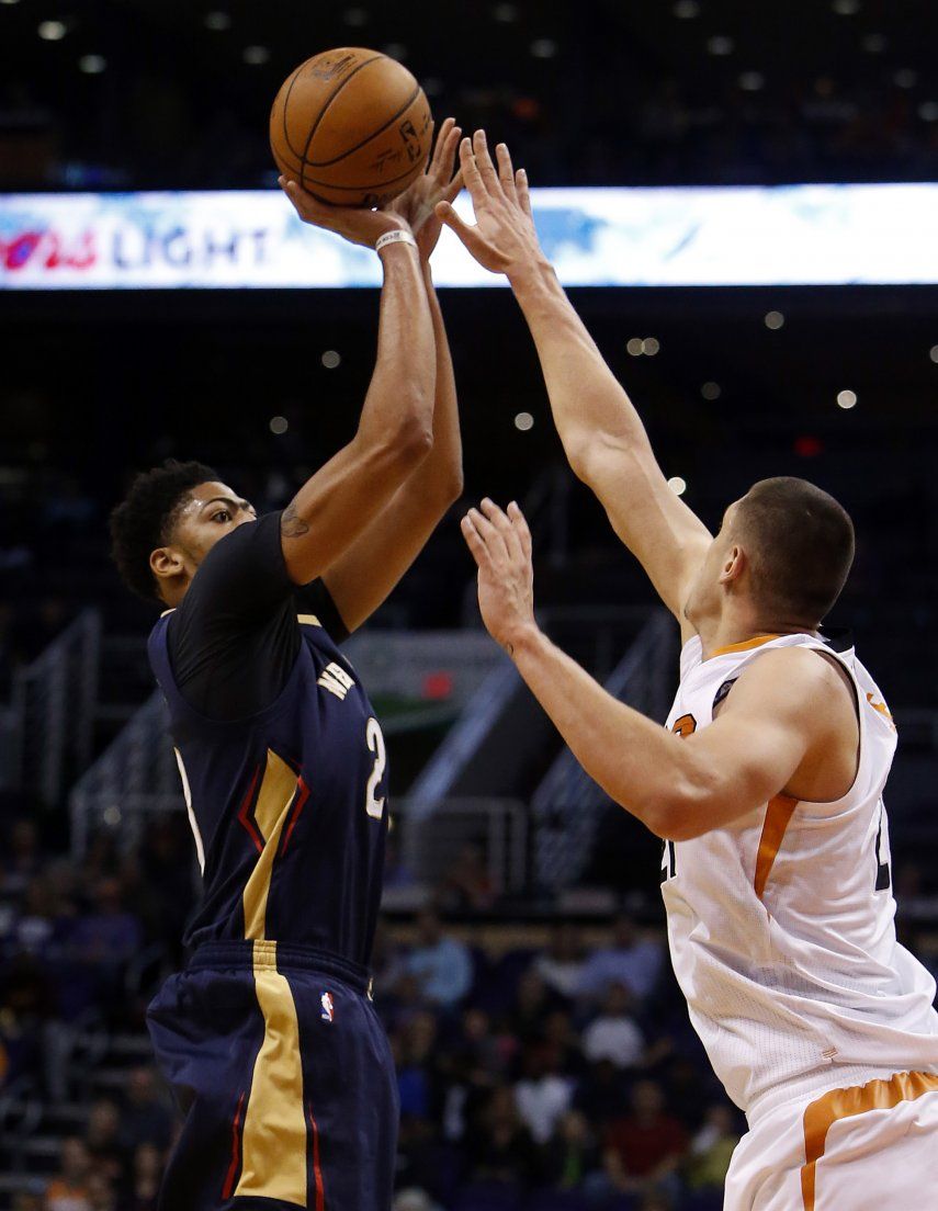 Davis lidera a Pelicans, en victoria sobre Suns