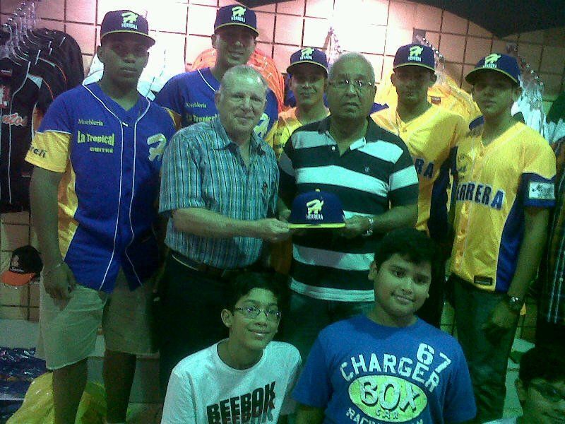 Herrera está motivado por inaugurar el torneo de béisbol juvenil