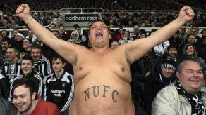 Newcastle vuelve a la liga Premier tras una temporada en segunda