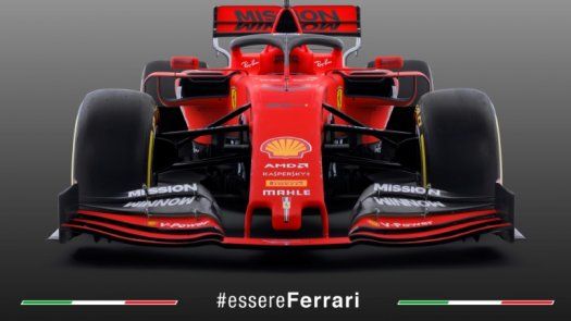 Ferrari presenta el SF90, para buscar el título en su 90 aniversario