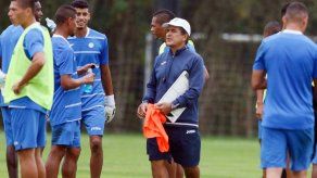 Pinto convoca a Allans Vargas por lesión de Johnny Palacios