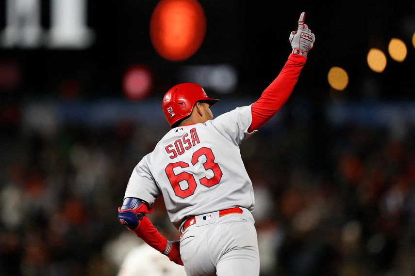 Edmundo Sosa con gran labor ofensiva en la victoria de los Cardenales