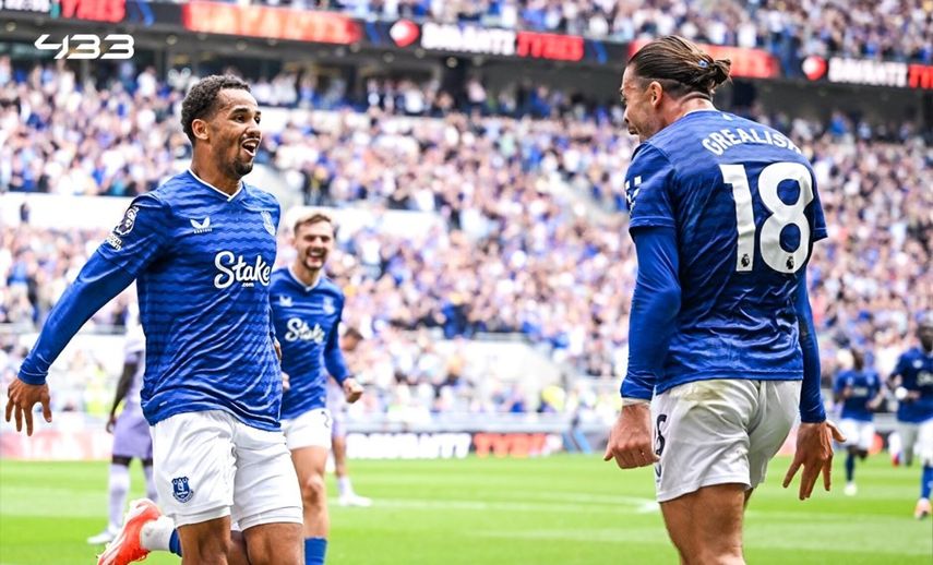 Premier League: Everton gana al Brighton con dos asistencias de Grealish