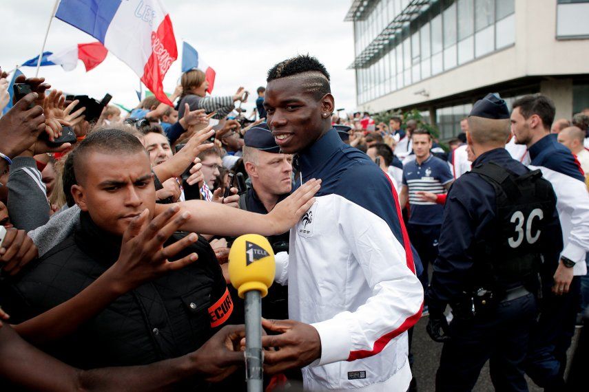 Les Bleus regresa a Francia tras Mundial