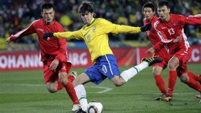 Mundial: Kaká deja qué desear en debut