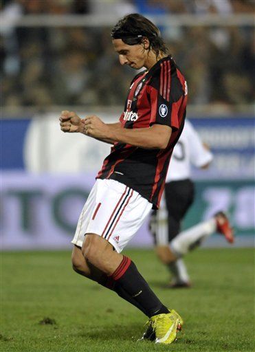 Federación italiana intervendrá en huelga de futbolistas