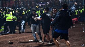 127 muertos en Indonesia dejó un partido de fútbol